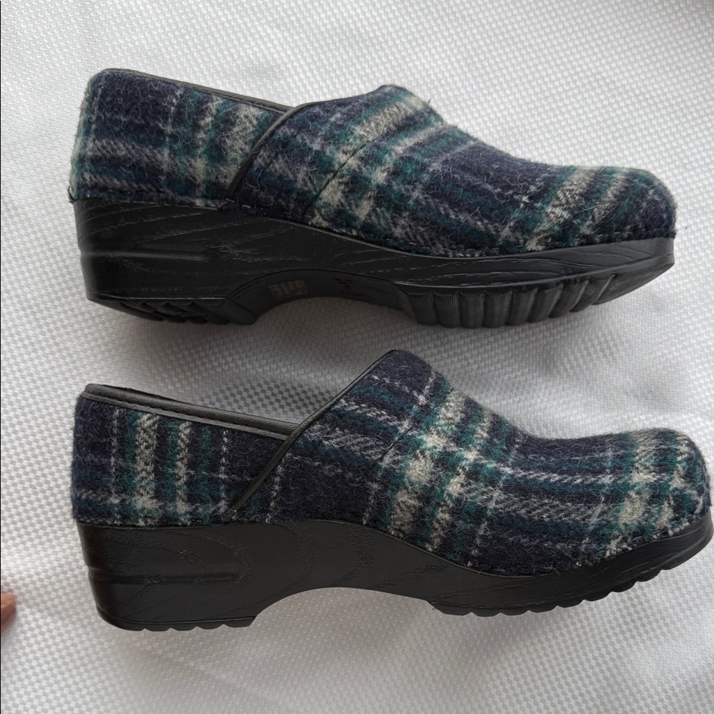 Blue & Green Plaid Clocs Clogs Slip-On Clogs - Made In Italy